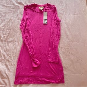Long sleeve magenta T-shirt dress
